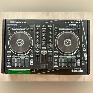 Roland DJ-202 Controller